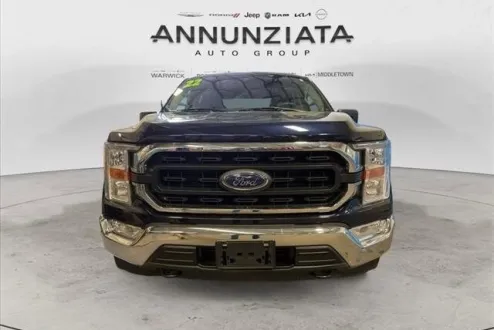 2022 Ford F-150 XLT photo 2