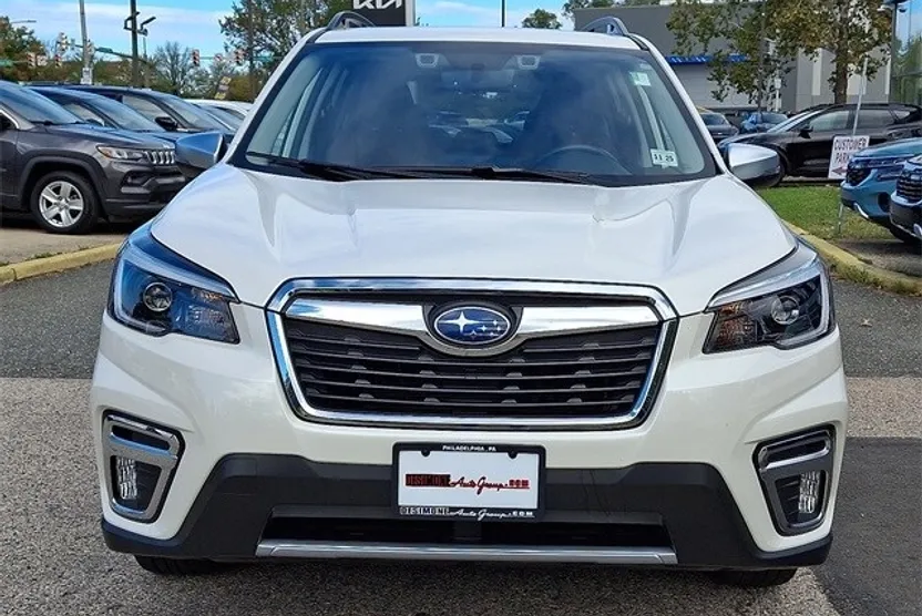 2021 Subaru Forester Touring photo 1