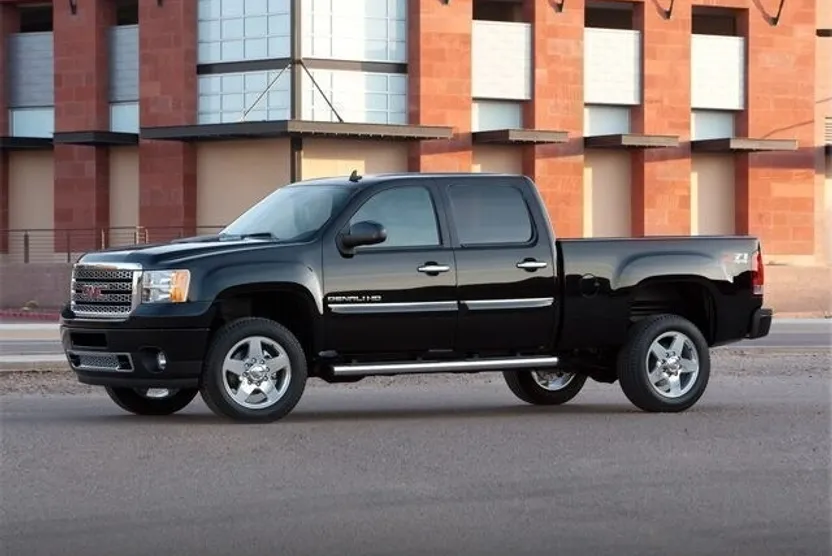2013 Gmc Sierra Denali photo 1