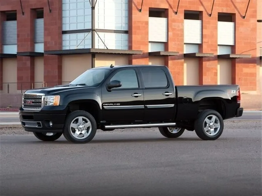 2013 Gmc Sierra Denali photo 1