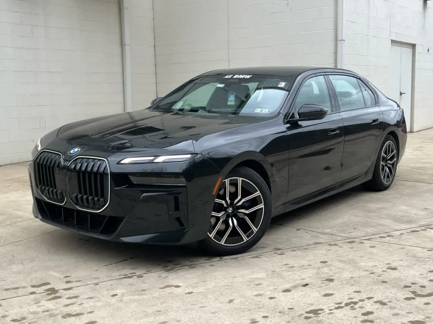 2025 Bmw 740i xDrive photo 1