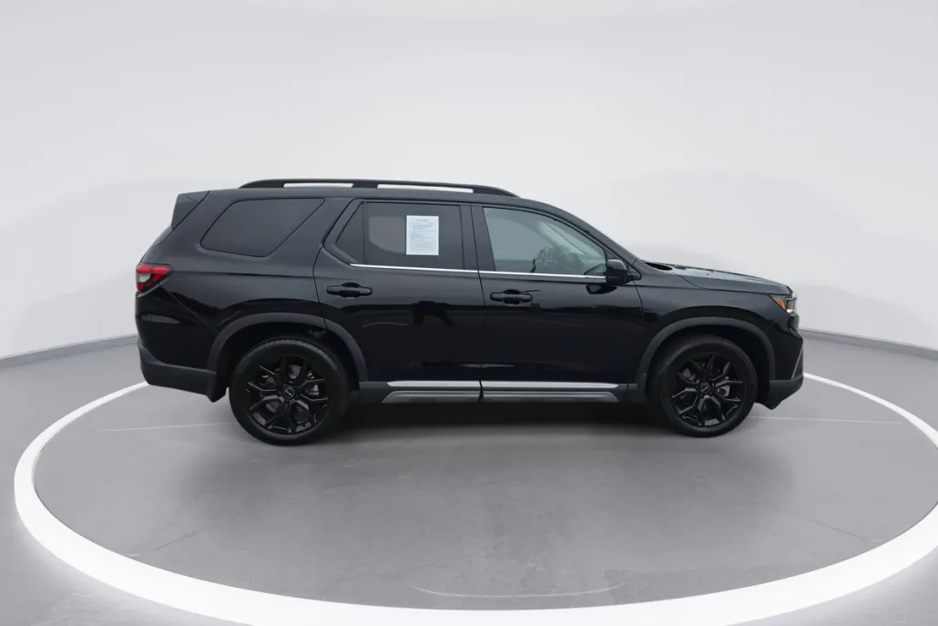 2025 Honda Pilot Elite photo 1
