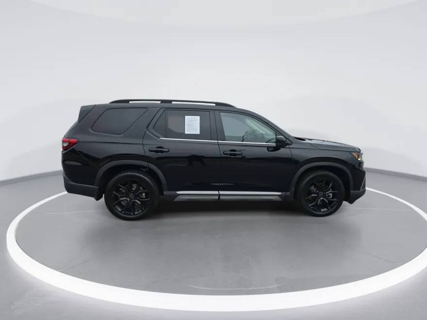 2025 Honda Pilot Elite photo 1