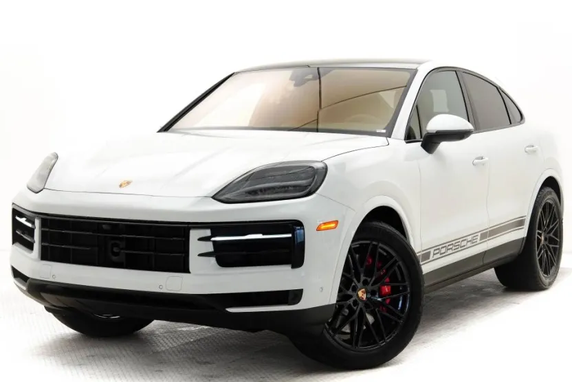 2025 Porsche Cayenne S Coupe photo 1