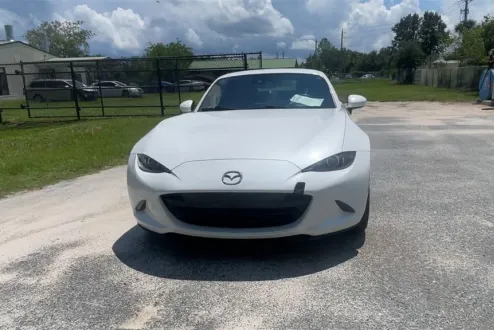 2021 Mazda MX-5 Miata RF Miata Grand Touring photo 3