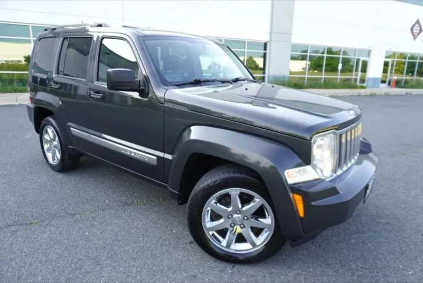 2010 Jeep Liberty Limited Sport photo 1