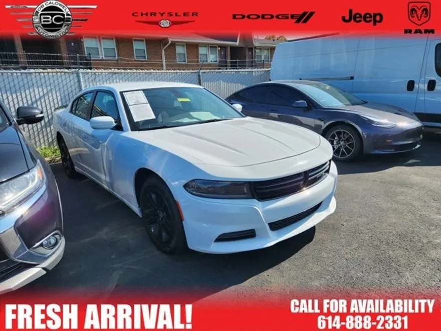 2022 Dodge Charger SXT photo 1