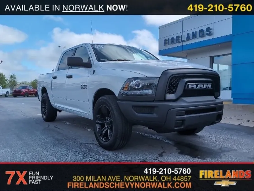 2024 Ram 1500 Classic SLT photo 1
