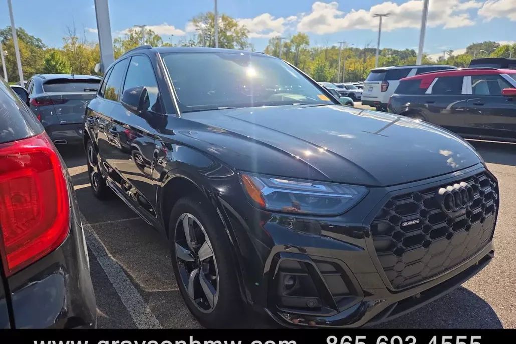 2022 Audi Q5 S line Premium Prestige photo 1