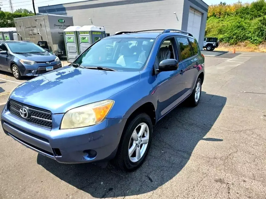2008 Toyota RAV4 Base photo 1
