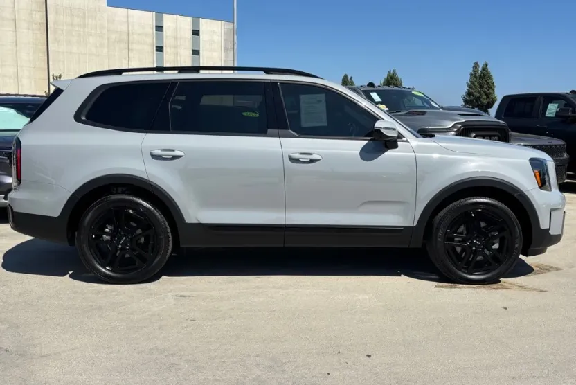 2024 Kia Telluride SX X-Line photo 1