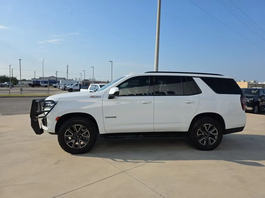 2021 Chevrolet Tahoe Z71 photo 1