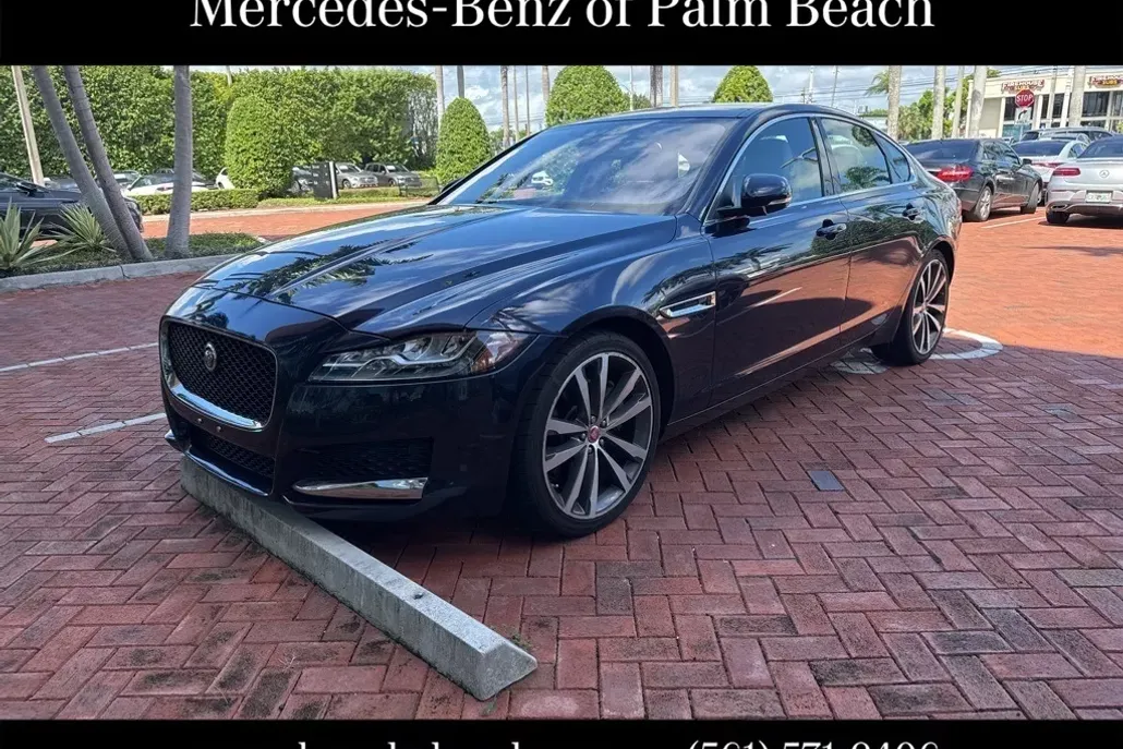 2018 Jaguar XF 35t Prestige photo 1