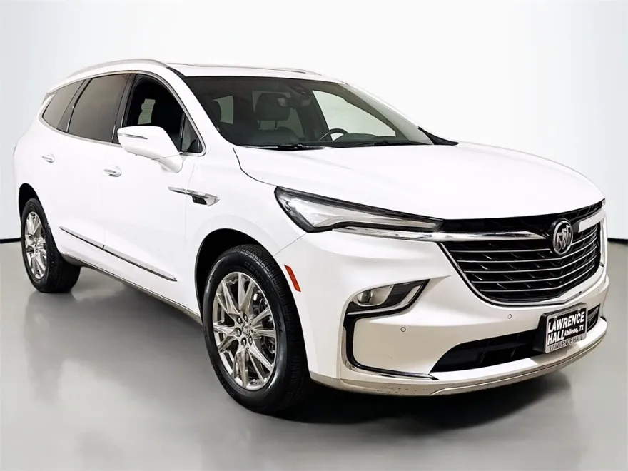 2023 Buick Enclave Premium photo 1