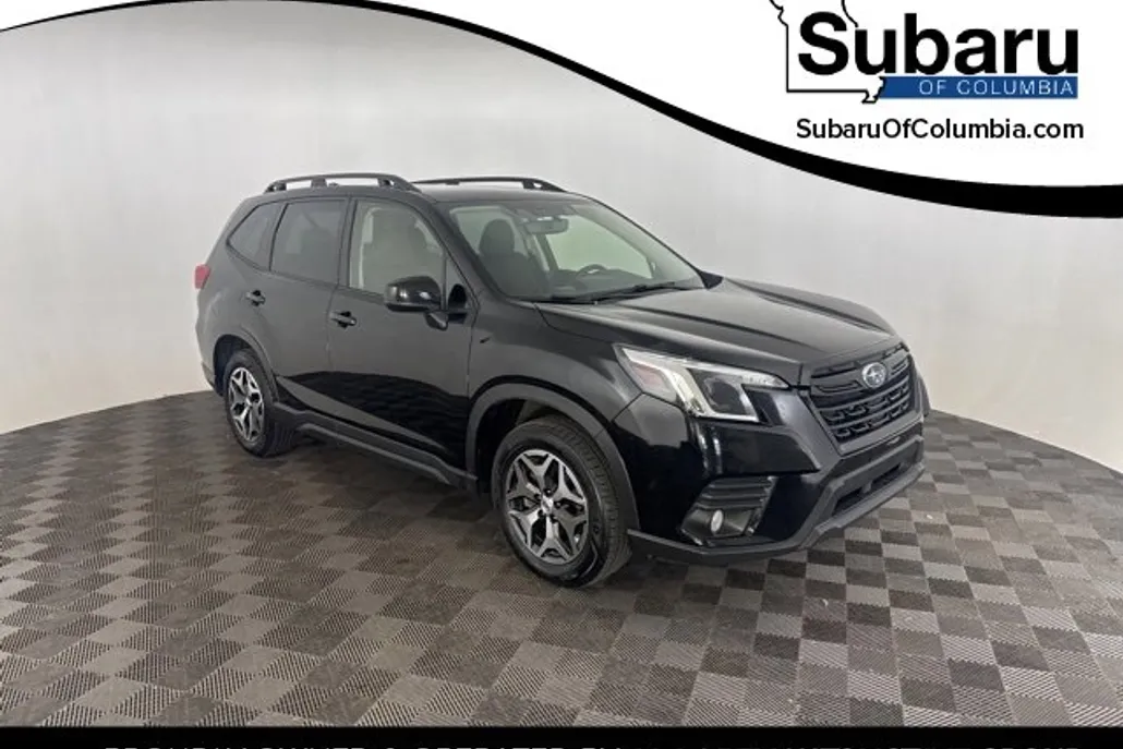 2022 Subaru Forester Premium photo 1