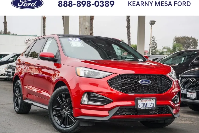 2022 Ford Edge ST photo 1