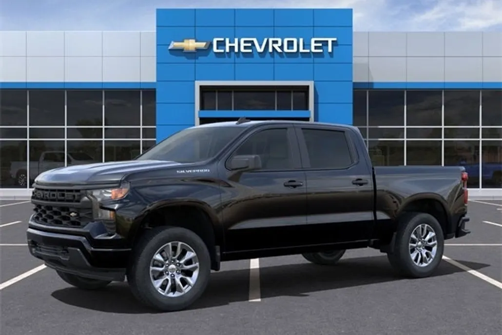 2025 Chevrolet Silverado 1500 Custom photo 1