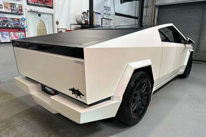 2024 Tesla Cybertruck Cyberbeast photo 1