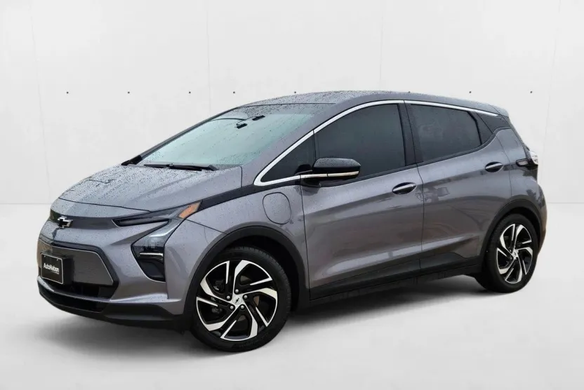 2023 Chevrolet Bolt EV 2LT photo 1