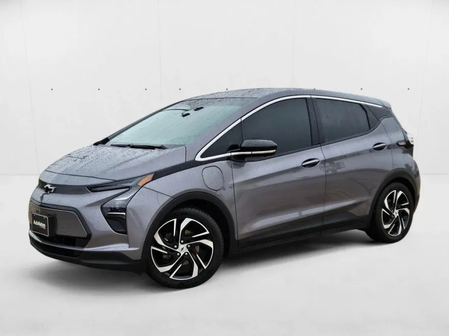 2023 Chevrolet Bolt EV 2LT photo 1