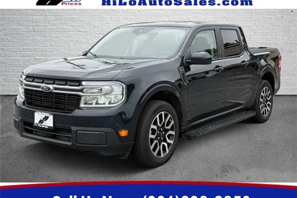 2023 Ford Maverick Lariat photo 1