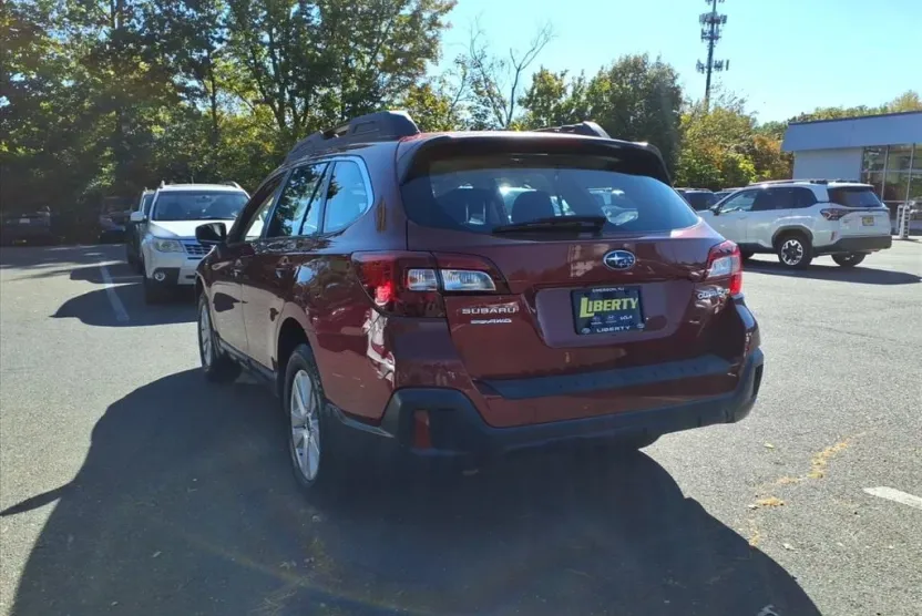 2019 Subaru Outback 2.5i photo 1