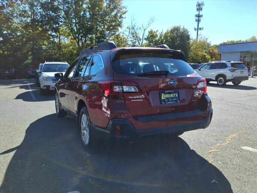 2019 Subaru Outback 2.5i photo 1