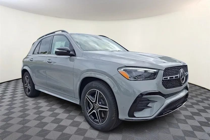 2026 Mercedes Benz GLE 450 4MATIC photo 1