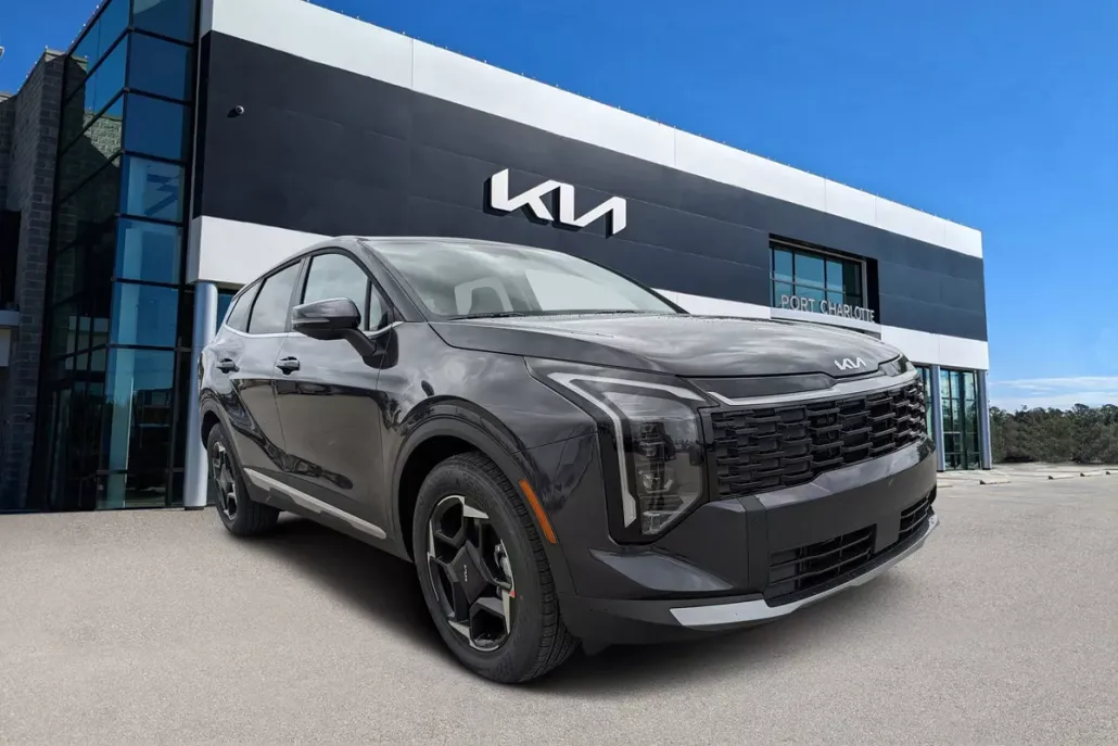 2026 Kia Sportage EX photo 1