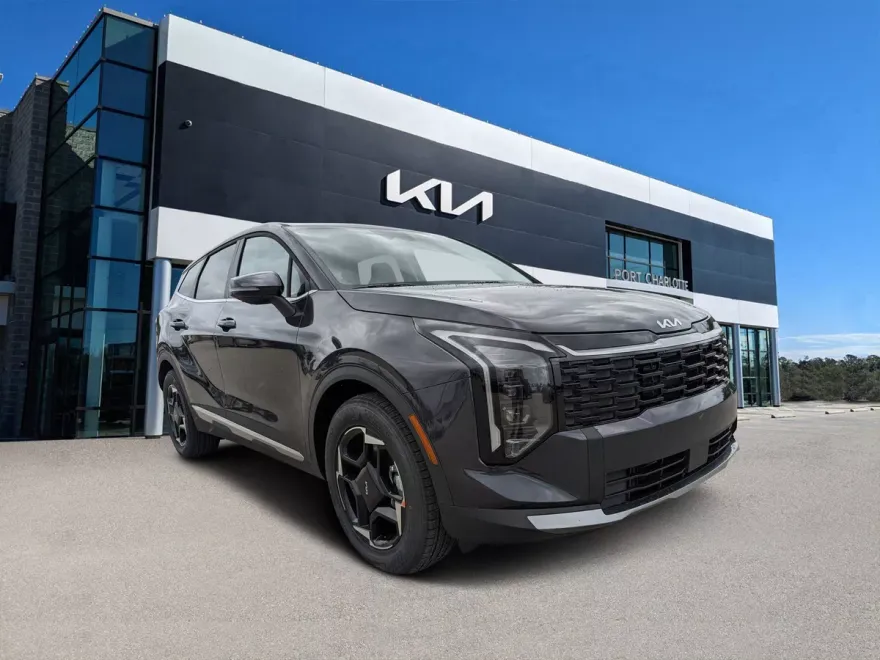 2026 Kia Sportage EX photo 1