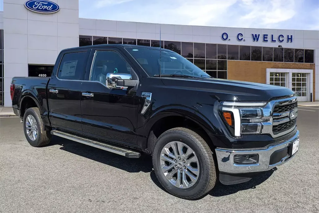 2025 Ford F-150 Lariat photo 1