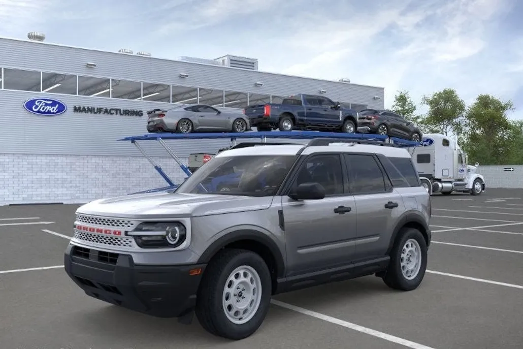 2025 Ford Bronco Sport Heritage photo 1