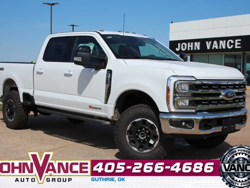 2026 Ford F-250 Lariat photo 1