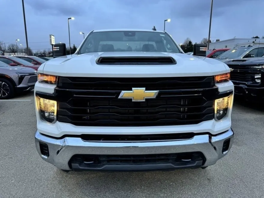 2025 Chevrolet Silverado 2500HD Work Truck photo 1