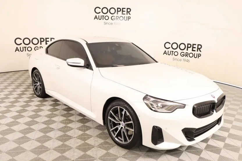 2023 Bmw 230i xDrive photo 1