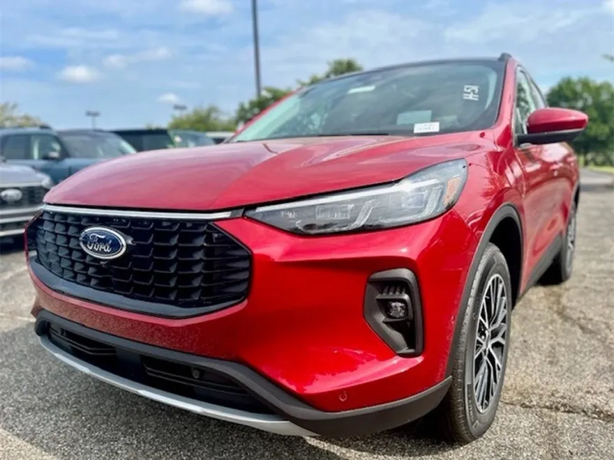 2024 Ford Escape Base photo 1