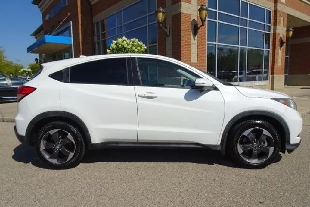 2018 Honda HR-V EX photo 1