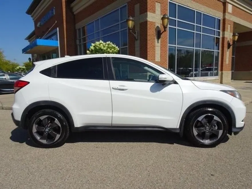 2018 Honda HR-V EX photo 1