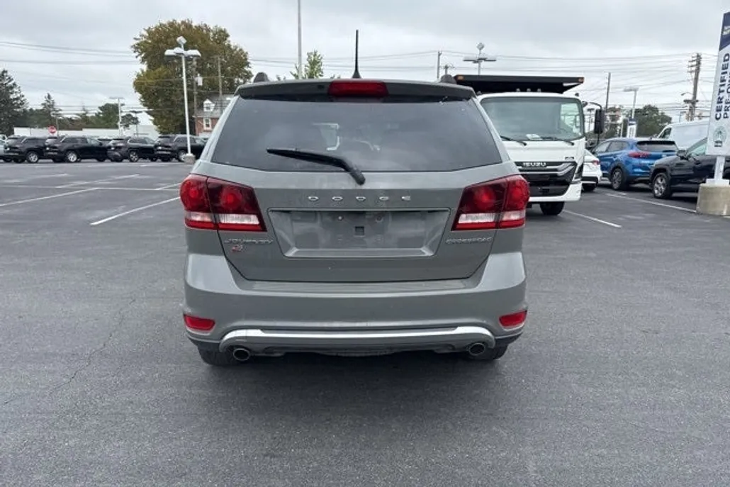 2019 Dodge Journey Crossroad photo 1