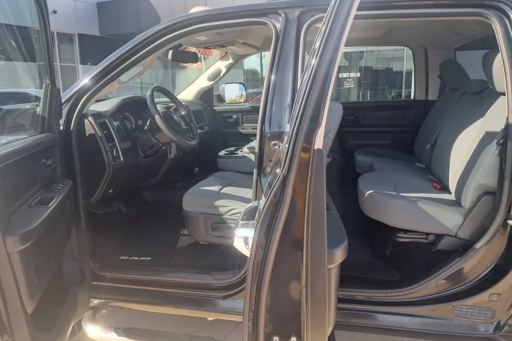 2013 Ram 2500 Tradesman photo 1
