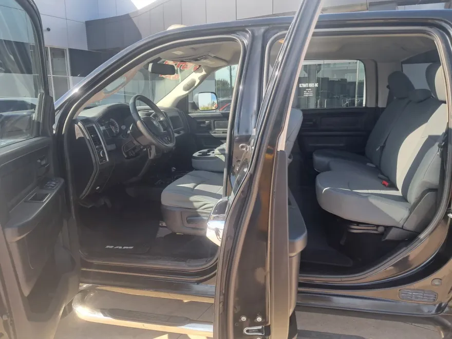 2013 Ram 2500 Tradesman photo 1