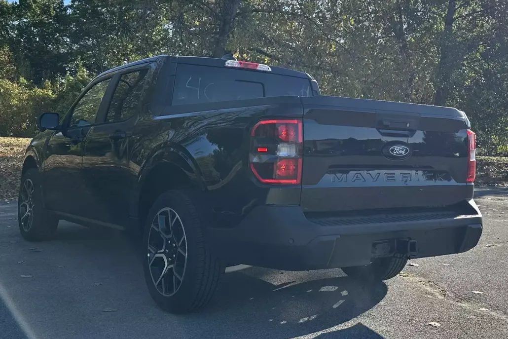 2025 Ford Maverick Lariat photo 1