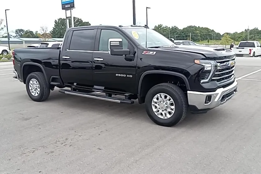 2024 Chevrolet Silverado 2500HD LTZ photo 1