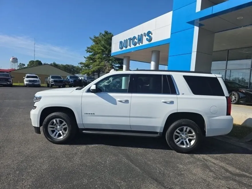 2017 Chevrolet Tahoe LT photo 1
