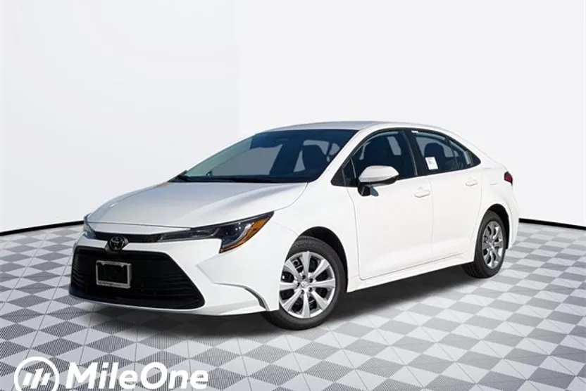 2025 Toyota Corolla LE photo 1
