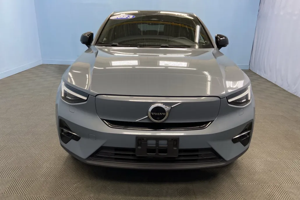 2023 Volvo C40 Recharge Ultimate photo 1
