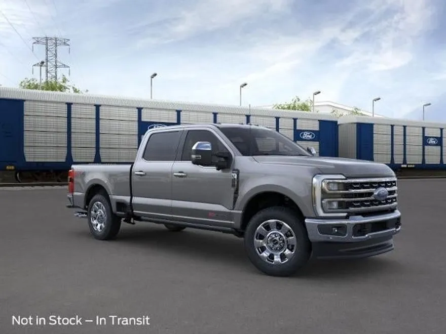 2025 Ford F-350 Lariat photo 1