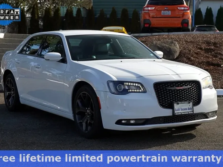 2021 Chrysler 300 S photo 1