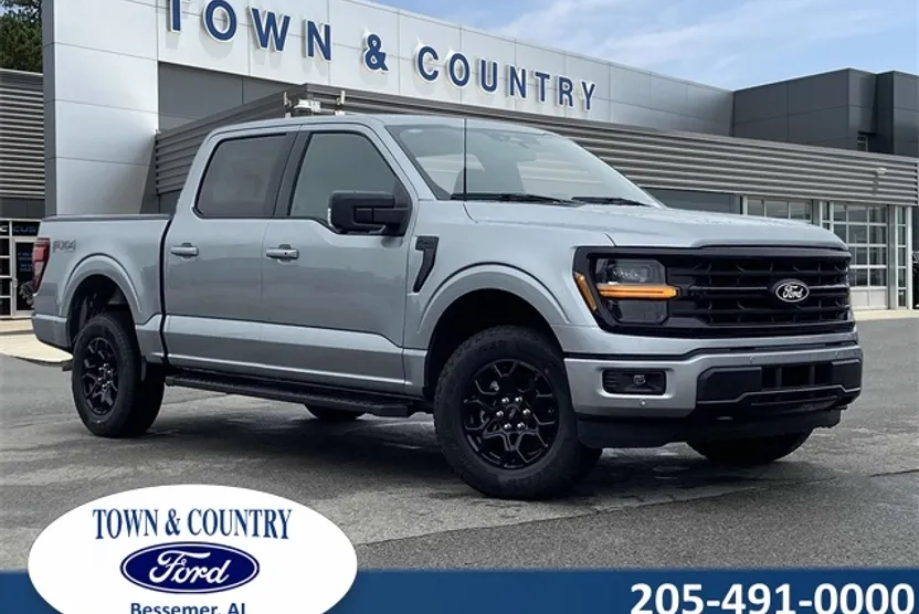 2025 Ford F-150 XLT photo 1