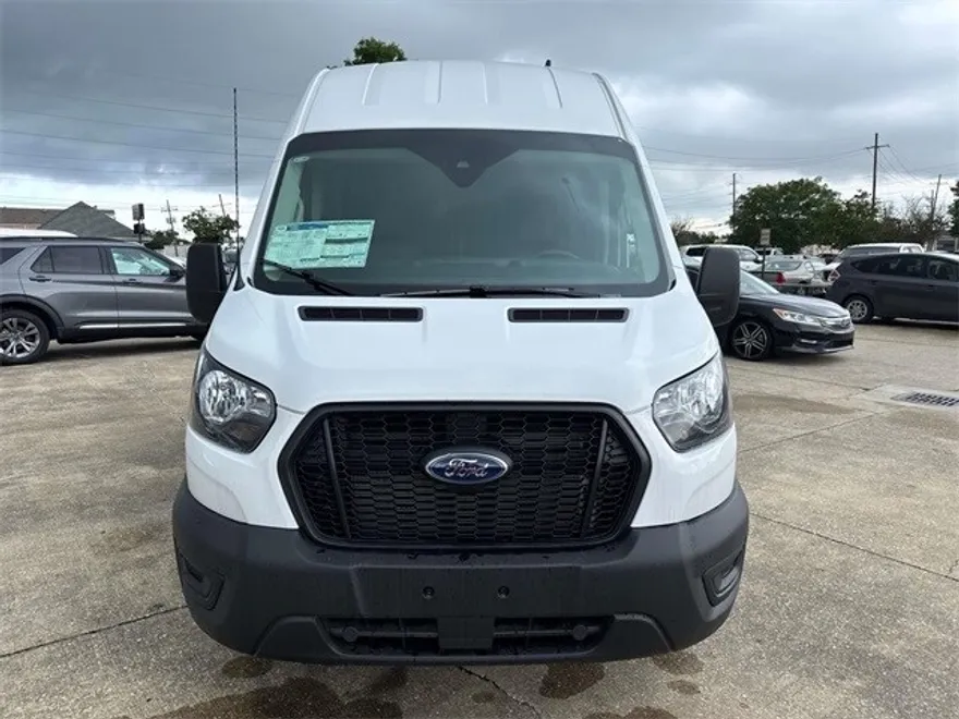 2025 Ford Transit photo 1